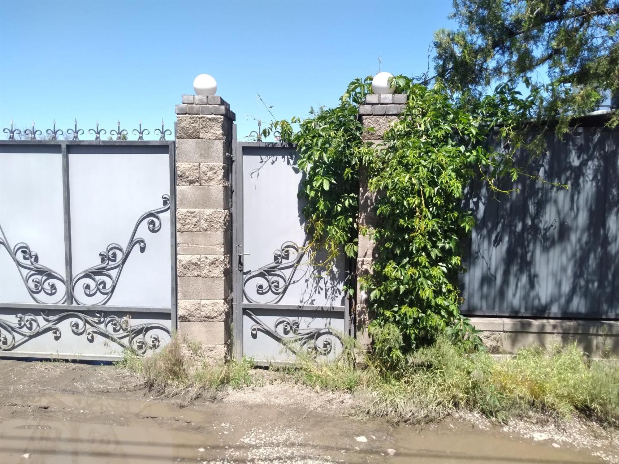 Уютный ночлег Иссыкские курганы Rahat Экстерьер фото